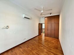 Whitley Road (D11), Semi-Detached #496718301